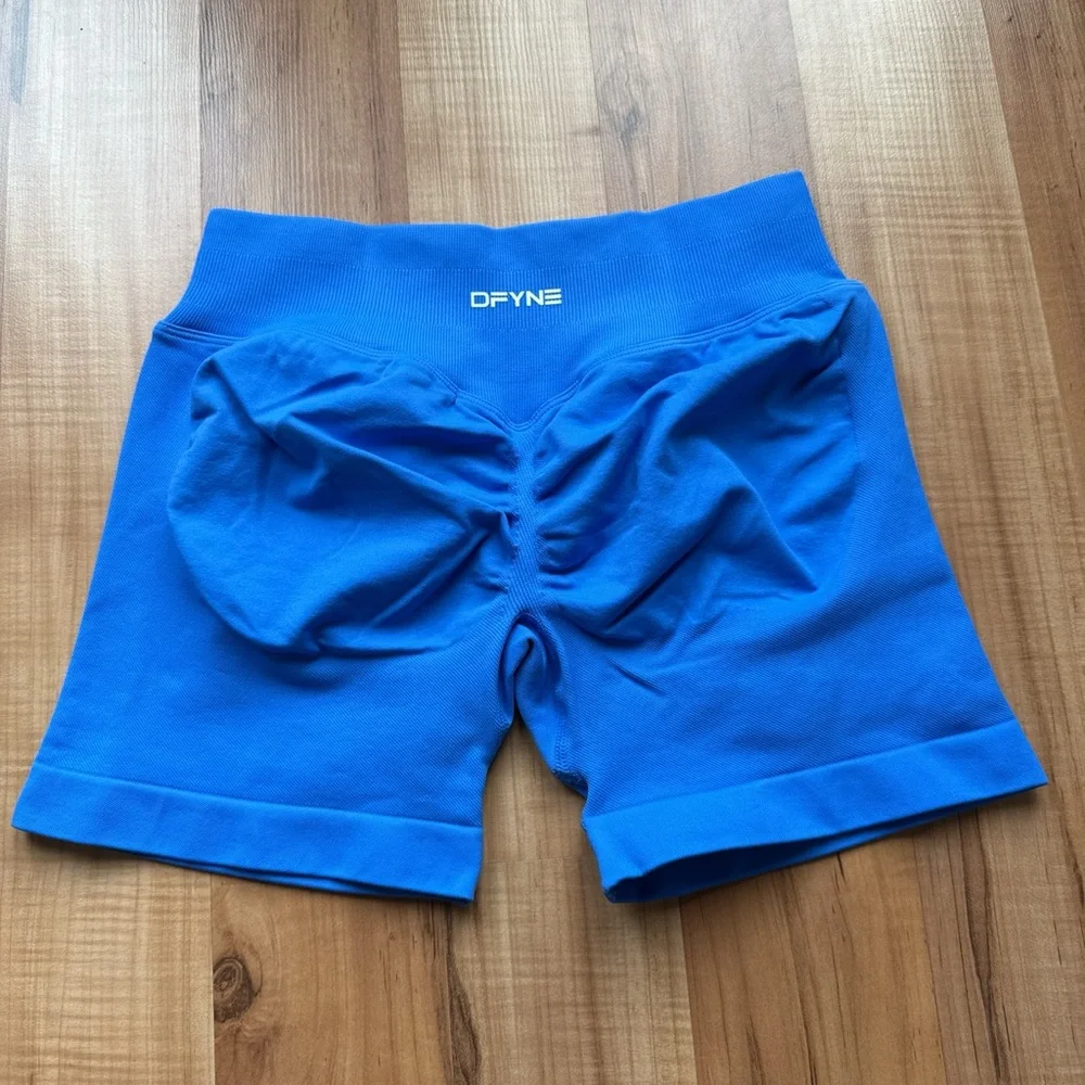 Electric Blue Dfyne 4.5” Impact Shorts Size medium - Picture 2 of 3